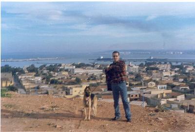 Un ami , toujours a l'ecoute..................